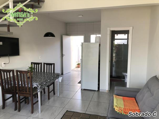 Sobrados Aconchegante Com Piscina "Natisashouse" Villa Bombinhas Kültér fotó