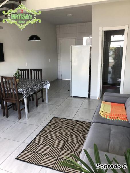 Sobrados Aconchegante Com Piscina "Natisashouse" Villa Bombinhas Kültér fotó